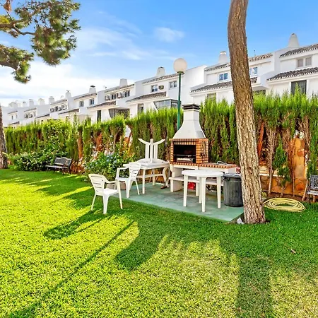 Relaxing Beachfront With Sea Views Appartamento *