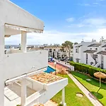 Apartment Relaxing Beachfront With Sea Views