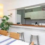 Apartment Relaxing Beachfront With Sea Views *